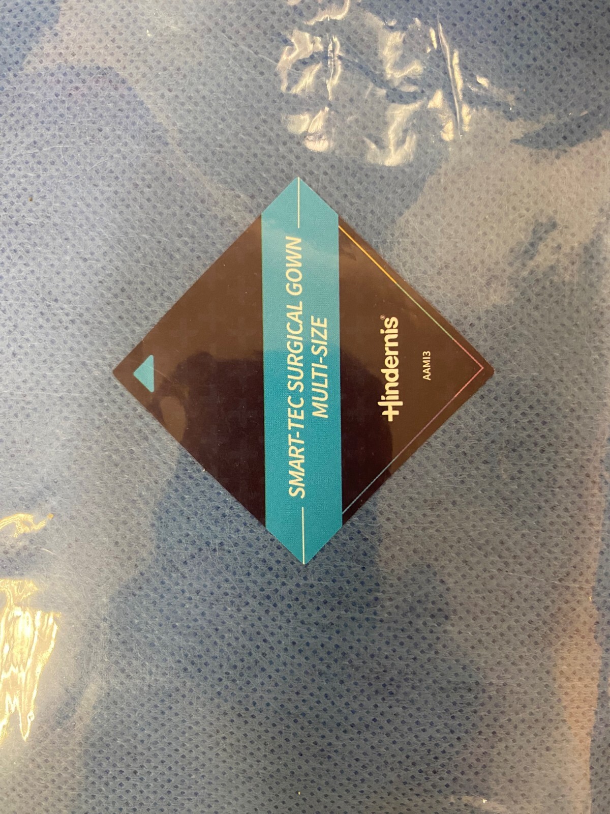 Hindernis Level 3 AAMI3 Isolation Surgical Gown Blue Universal One Size Fits All