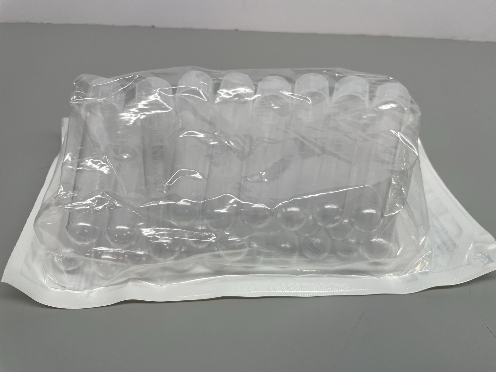 Falcon Corning Round-Bottom Tubes 14mL Certified Sterile Sealed 25/Bag 352057