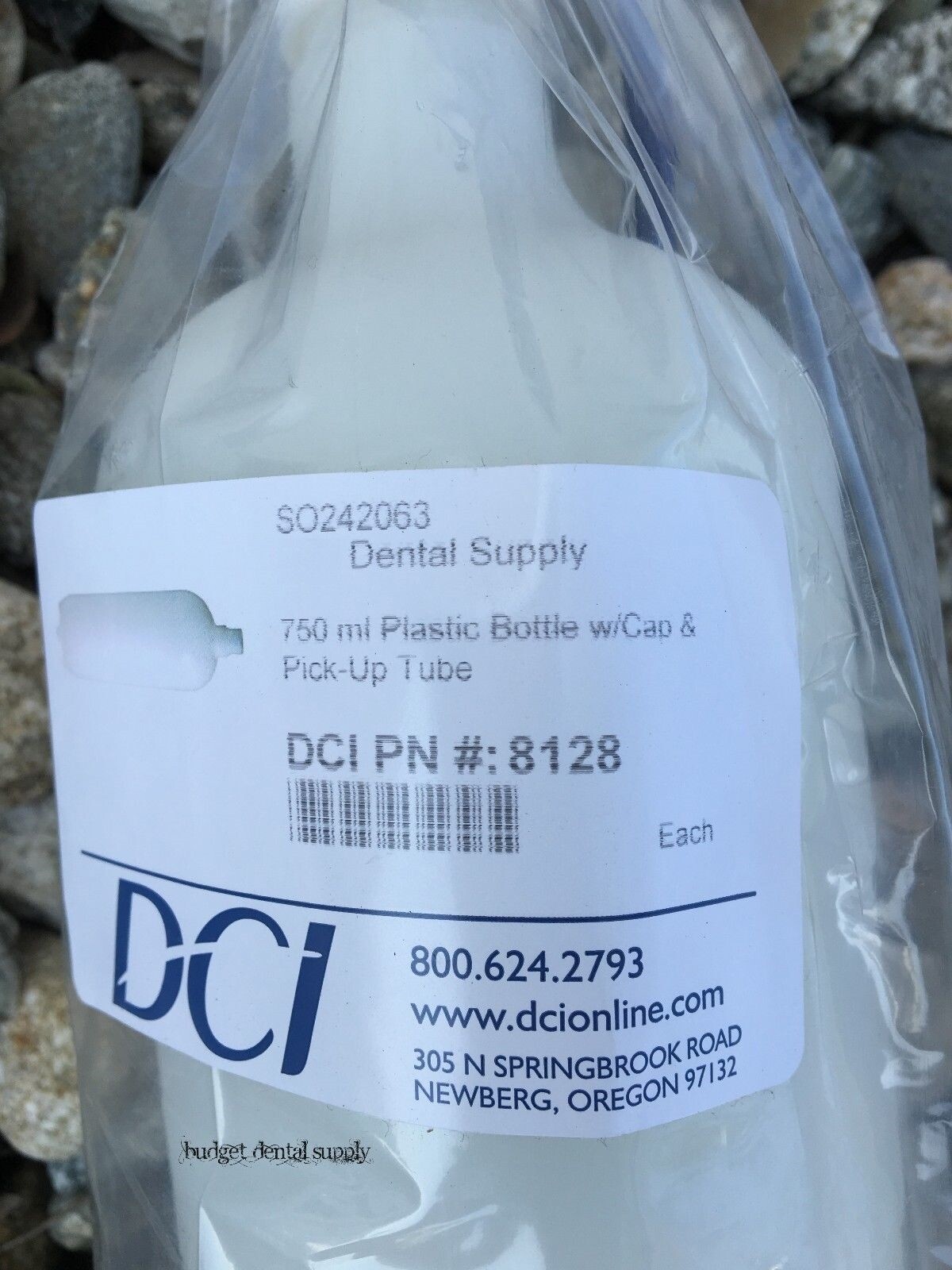 1x Heavy-duty Plastic Dental Water Bottle, 750ml, W/ Cap & Tube DCI #8128