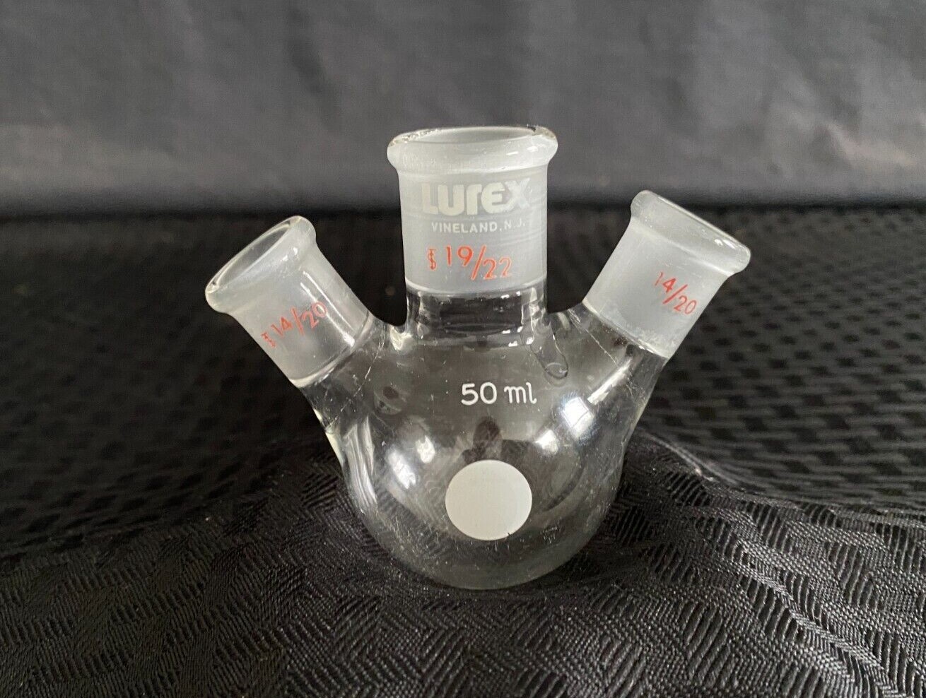 LUREX Glass 50mL 3-Neck Vertical Round Bottom Distilling Flask 19/22 14/20 Chip