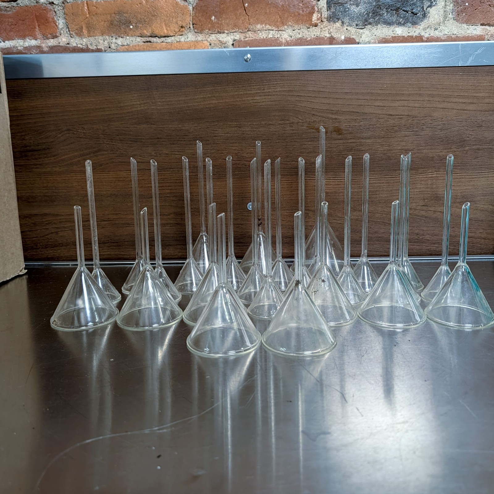 PYREX GLASS Lab FUNNEL 60 DEGREE With Stems From 5.5-9.5 Inch Large Lot of