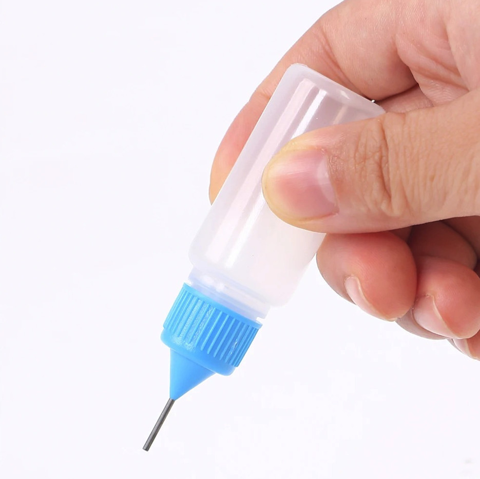 4pcs Precision Tip Applicator Bottles 10ml with 10 Needle Tips for Craft – NEW
