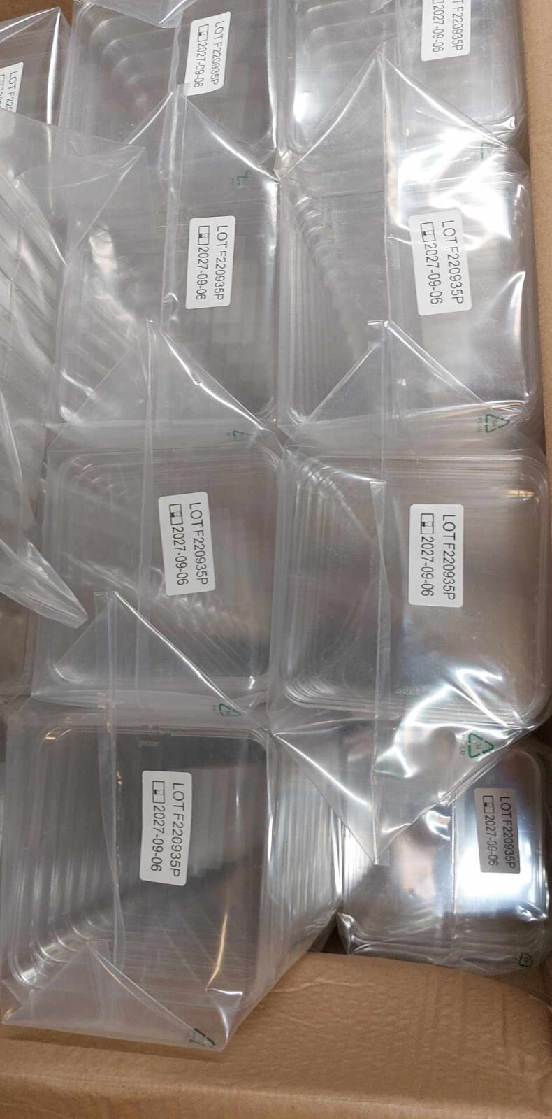 (240 Pcs) Greiner Bio-One 688161 Polystyrene Petri Dish, 6 Vents, Sterile, Clear