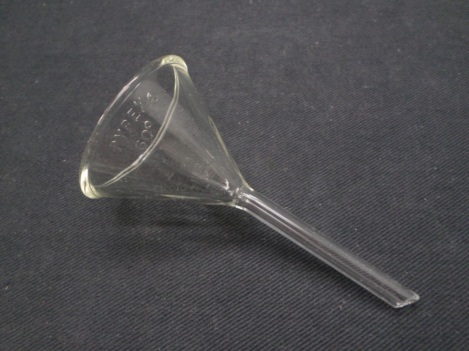 CORNING PYREX 50mm 60º Angle Glass Fluted Funnel With Short Stem 8mm OD, 6180-50