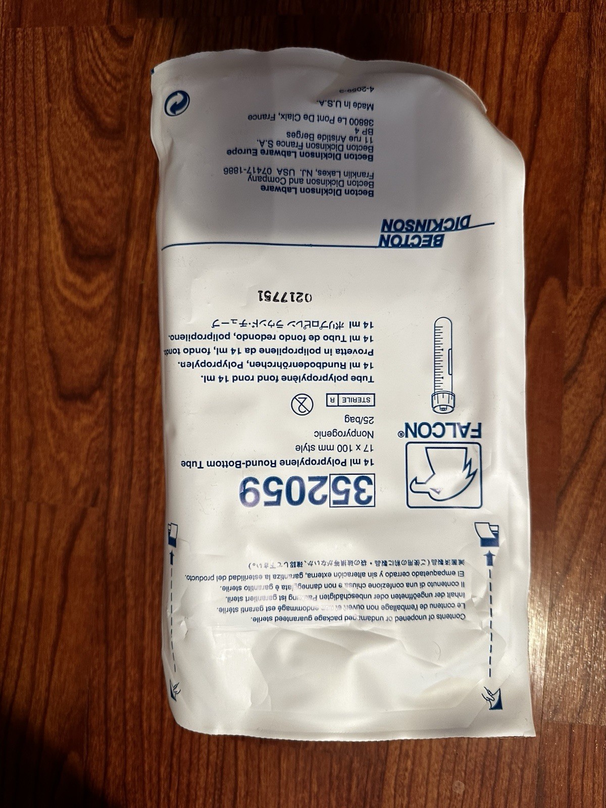 Falcon 352059 Polypropylene Round Bottom Tube 14ml 17x100mm 25mm. 500 Tubes