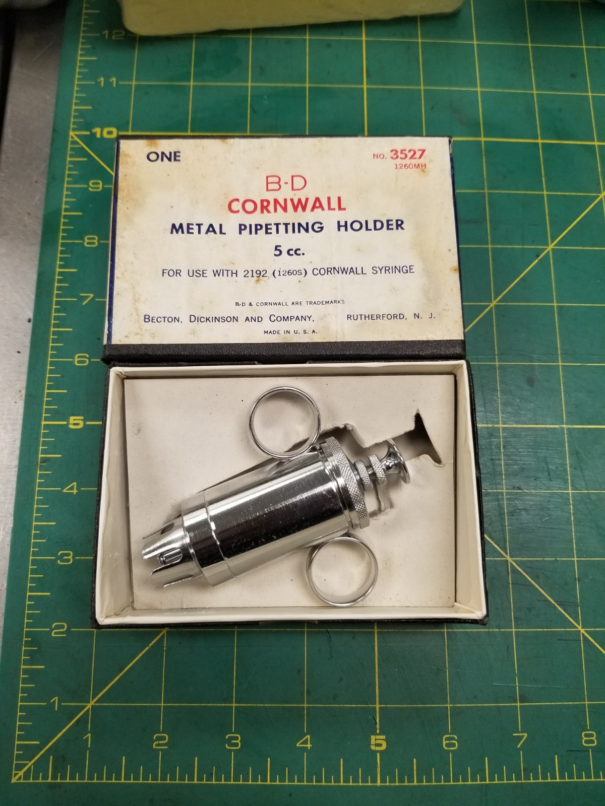 2 Vintage B-D Cornwall Syringe Pipetting Holders, 5cc for 2192 Syringe Old Stock