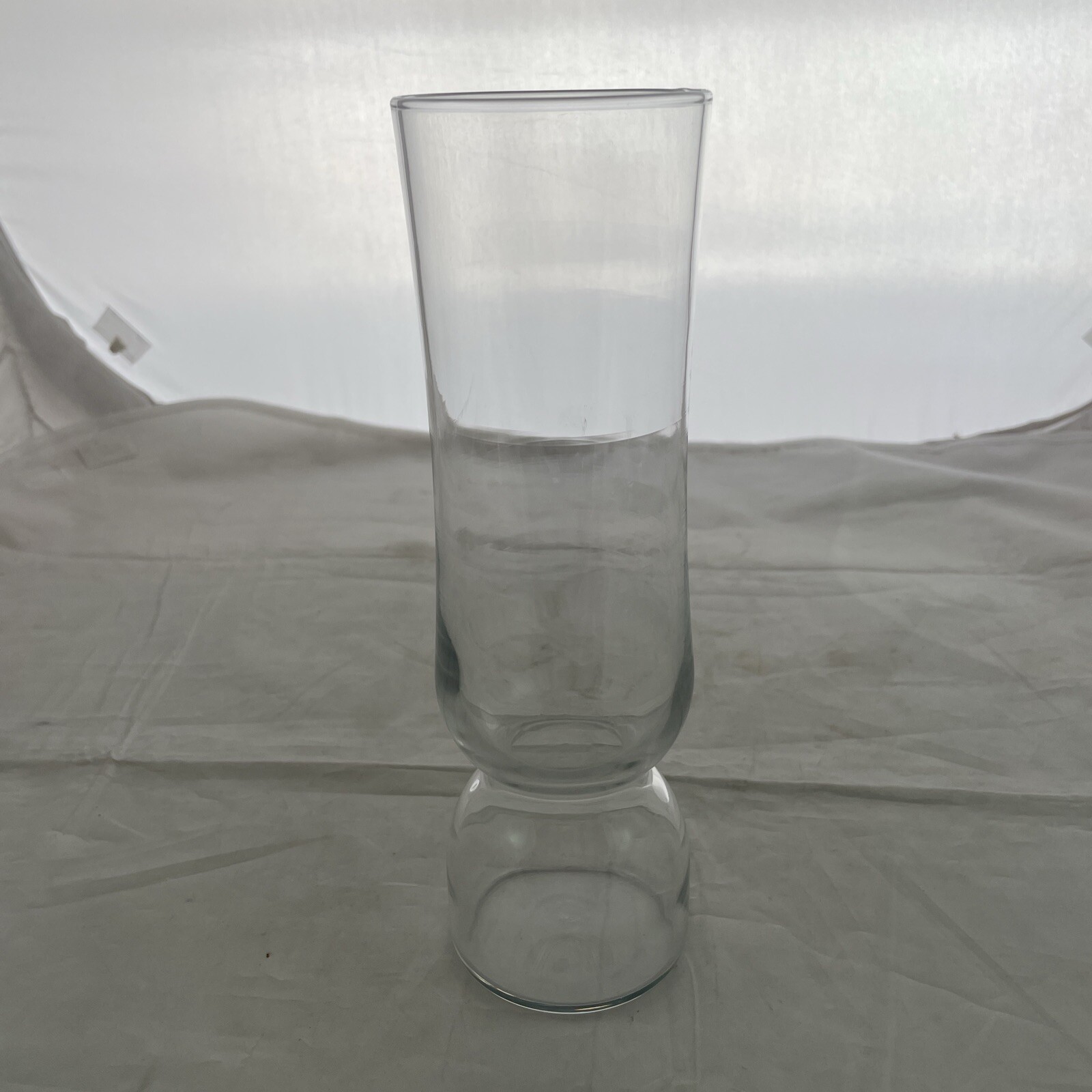 LIBBEY SPECIALTY 9″ GLASS, 4 OUNCE PINCH WAIST, 18 – 20 OZ, BAR MIX, LAB VINTAGE