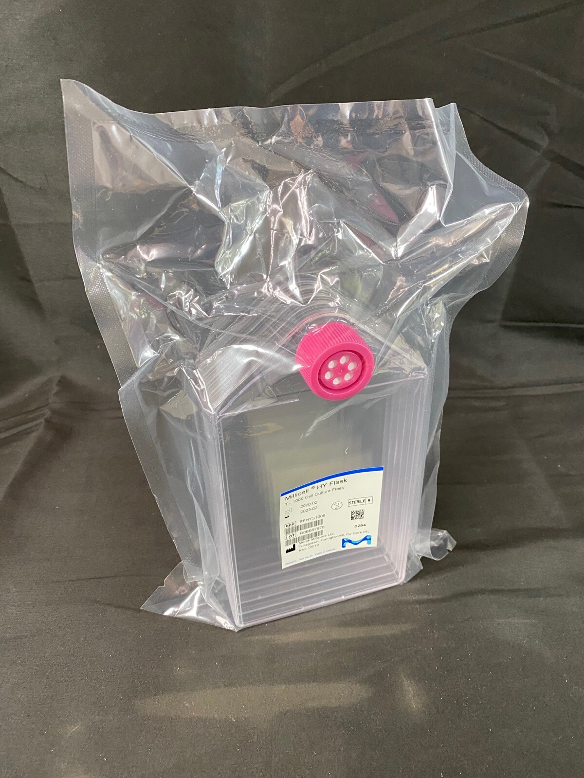 MILLIPORE Polystyrene T-1000 HY 5 Layer Cell Culture Flask PFHYS1008 (1/pk)