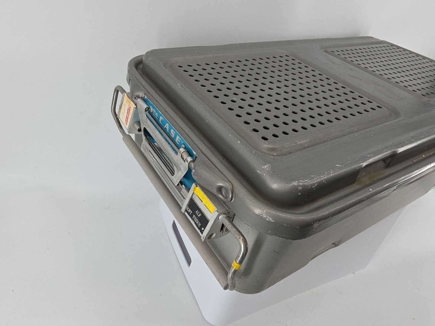 V. Mueller Genesis The CASE CD3-5B 23″x12″x5″ Sterilization Case w/Basket