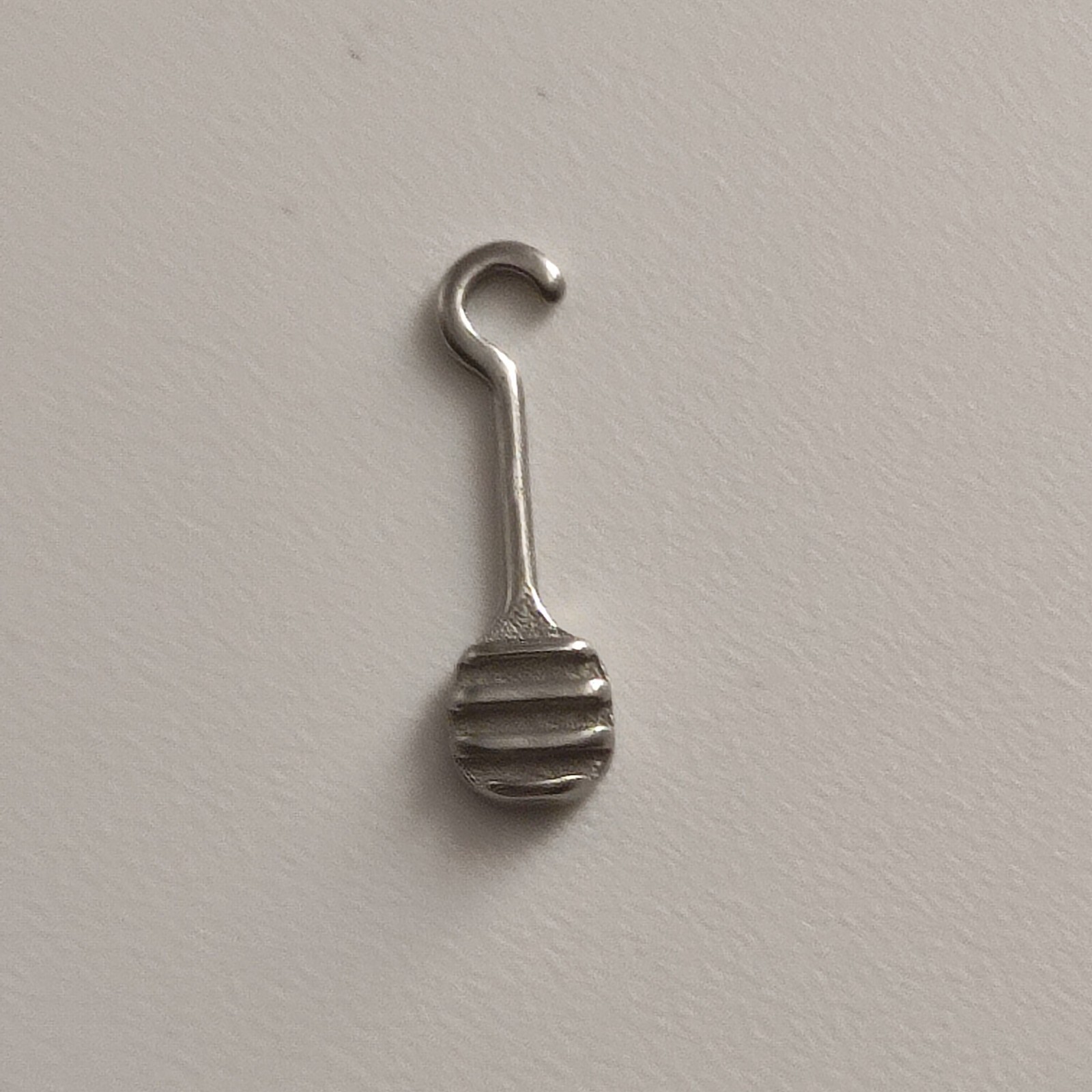 10Packs 100Pcs Bondable Sliding Crimpable Hook Long Curved Left Right 10Pcs/pack