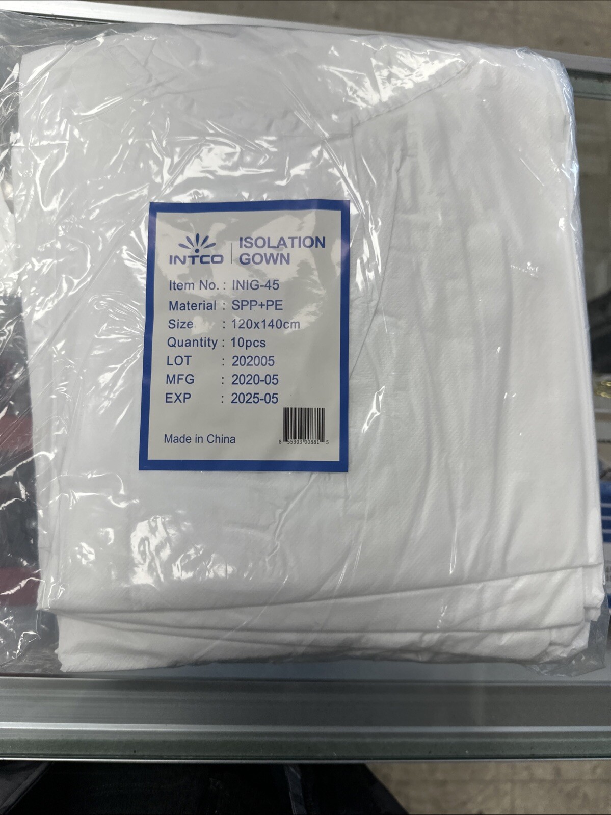 INTCO Disposable Protective Isolation Gowns – White – INIG-45 (10-Pack)
