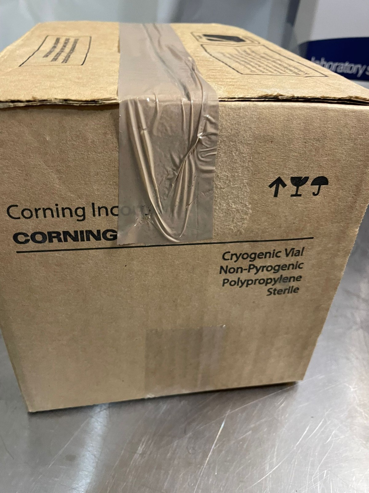 Corning 430659 2mL External Threaded Polypropylene Cryogenic Vial Round Bottom