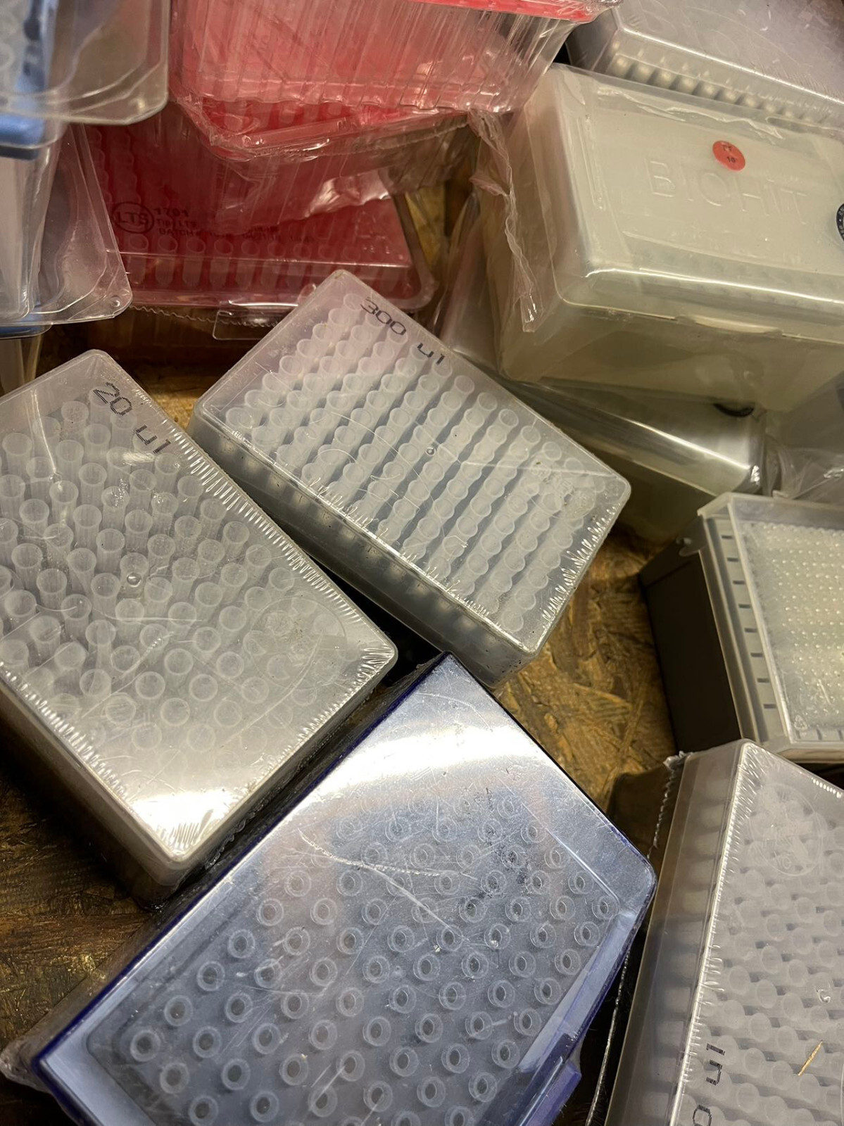 Thermo ScientificTips for various brands and models 10ul 30 ul 20ul 200ul 1000ul