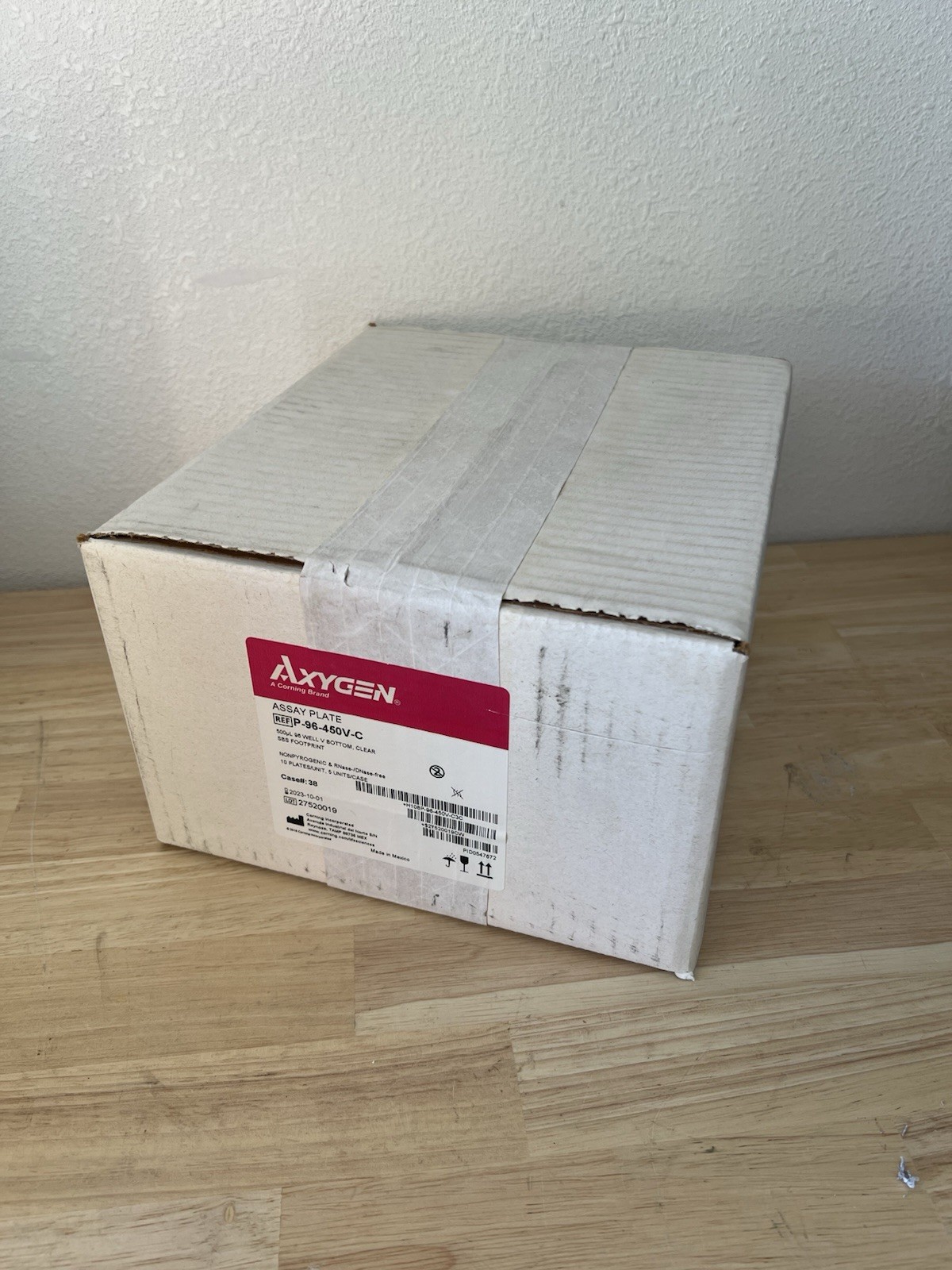 Axygen Assay Microplate 96 Well V Bottom Clear 500 ul Case of 50 Plates