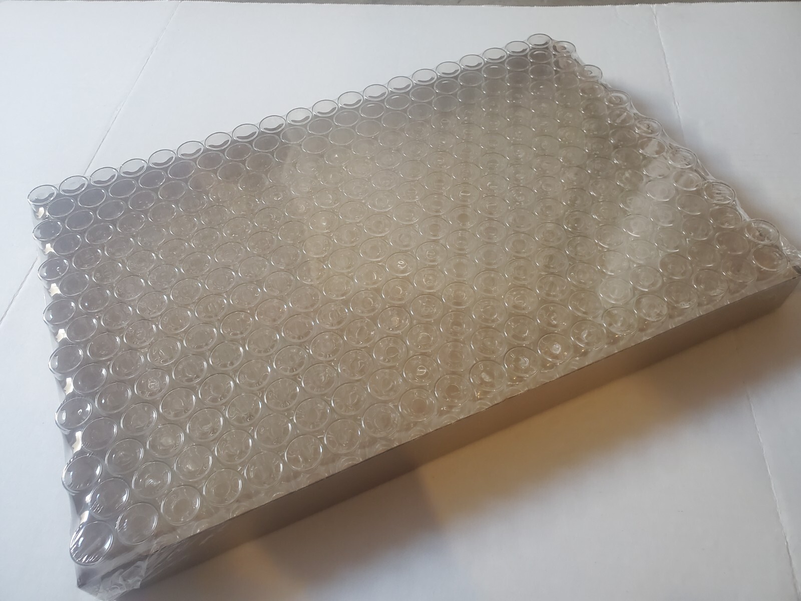 1200PCSLab 10ml Tall Clear Vials with Beveled Edg+1200, 20mm Black Flip tops D1