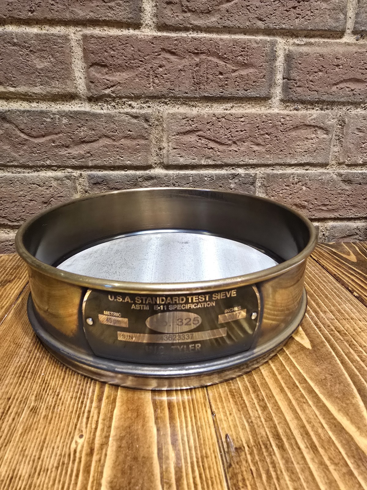 W.S. Tyler No. 325 8″ U.S.A. Standard Test Sieve 45um 0.0017″