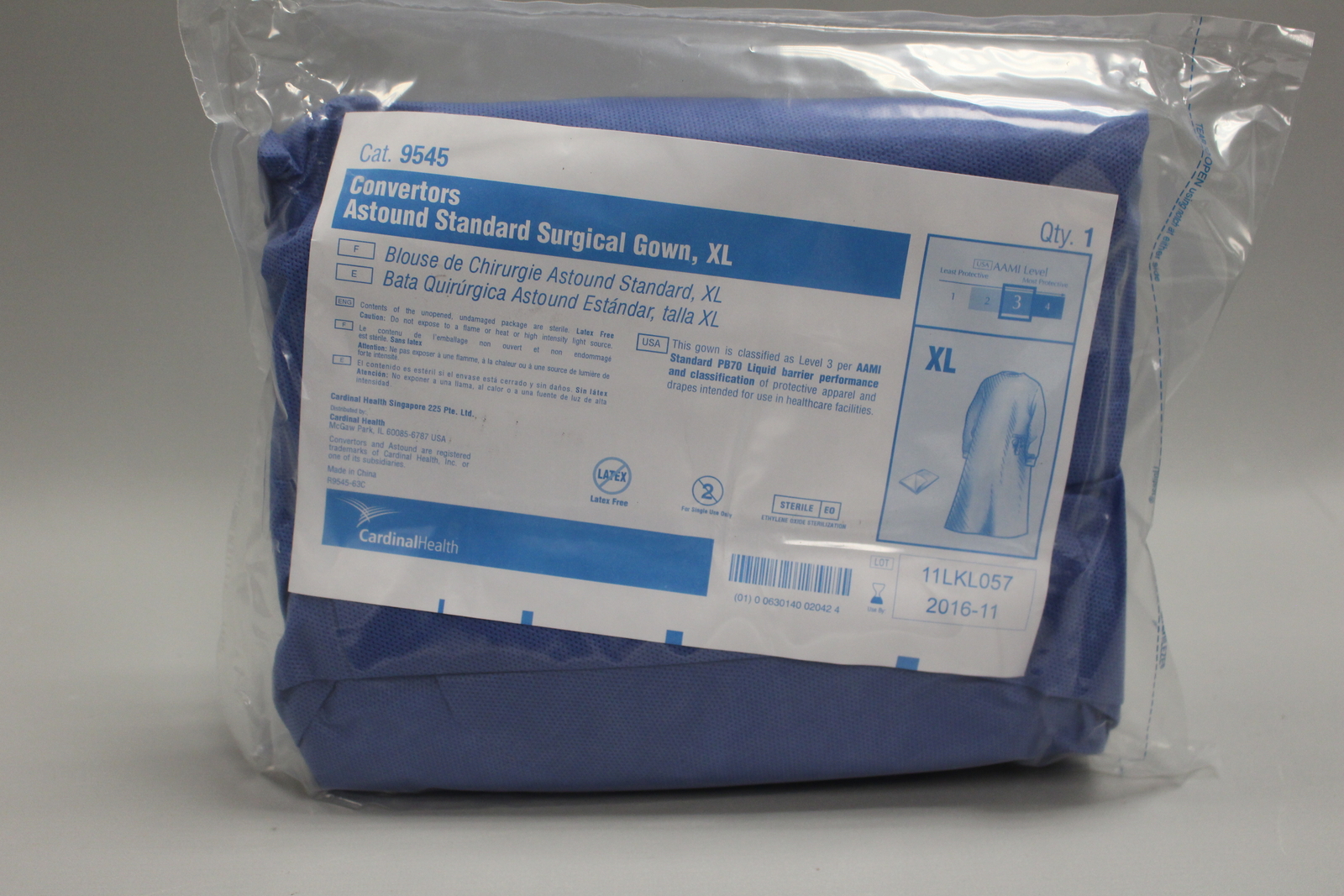 Cardinal Health Convertors Astound Standard Surgical Gown – XL – New Expired