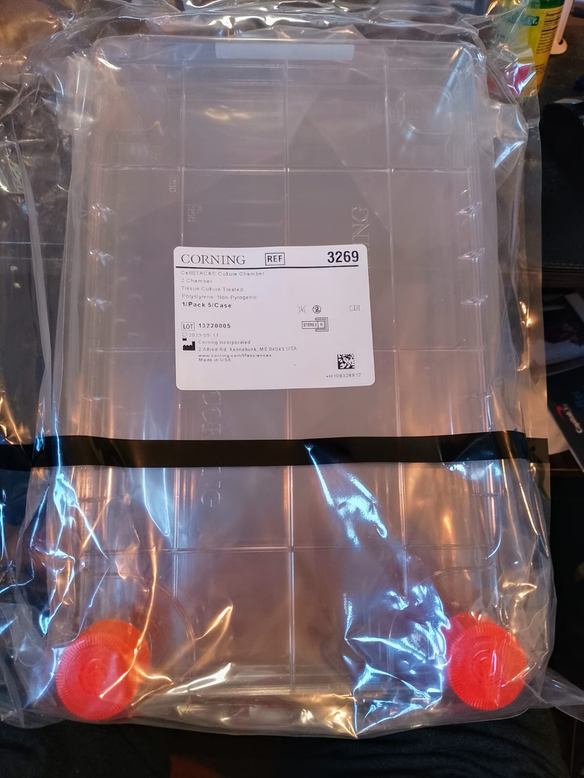5x Corning CellSTACK 3269 Polystyrene Chamber with Vent Caps.