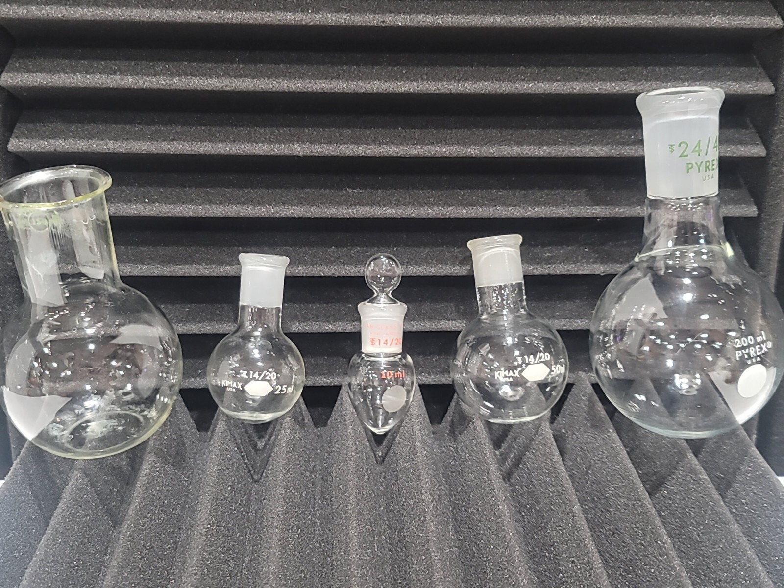 Pyrex/Kimax Small Flask Set