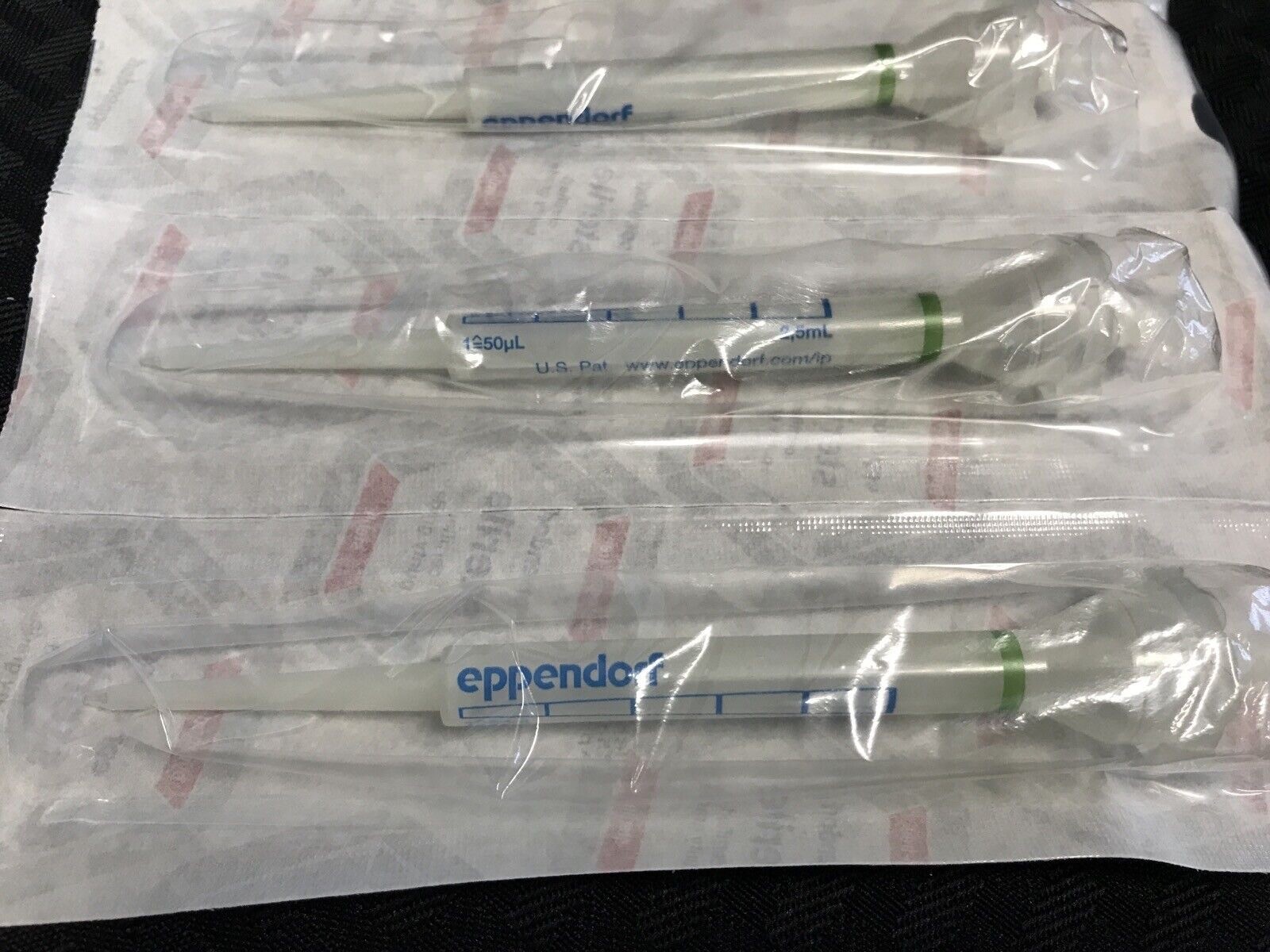 (100) EPPENDORF Combitips Advanced 2.5mL Graduated Plastic Pipet Tips 0030089553