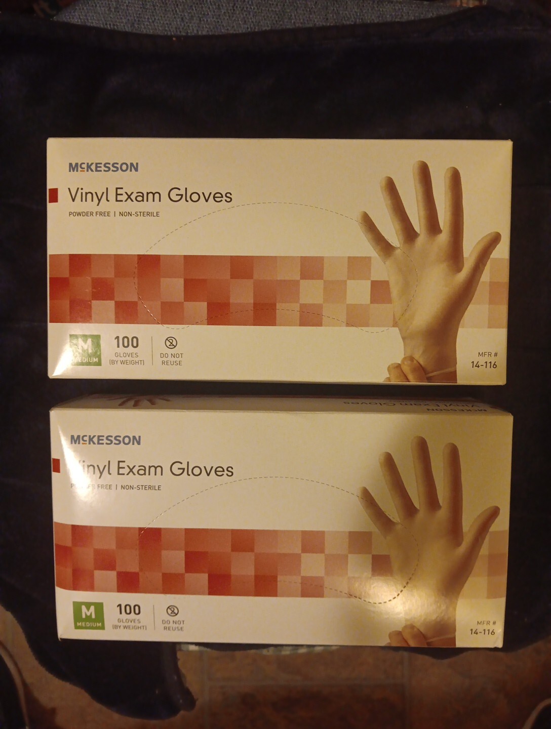 LOT OF 2 BOXES MCKESSON VINYL EXAM GLOVES REG CUFF LENGTH LARGE 100 POWDER FREE