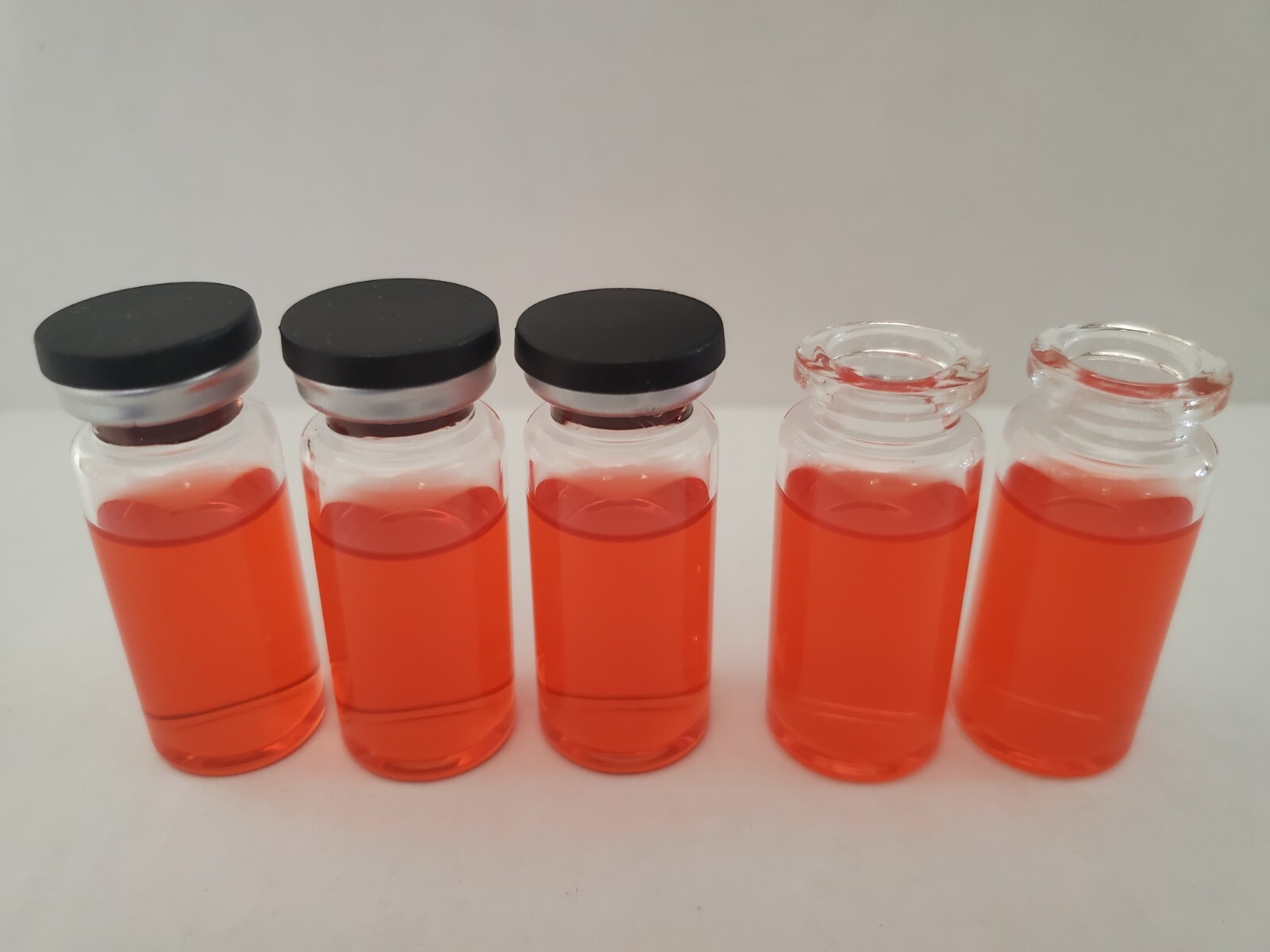 1200PCSLab 10ml Tall Clear Vials with Beveled Edg+1200, 20mm Black Flip tops D1
