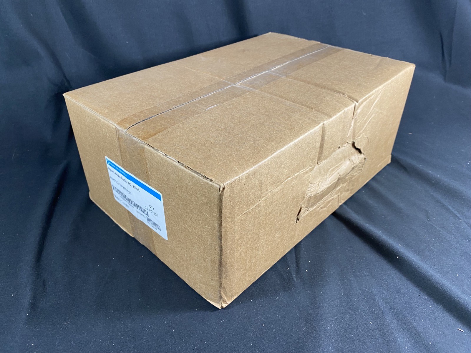 WHEATON DWK 250mL Polycarbonate PC Square Media Bottle WPBPC0250 (24/Case)