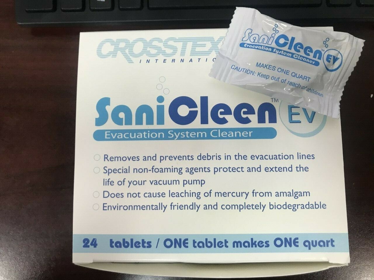 Sanicleen Evacuation System Cleaner Tablets, 24/Box, Crosstex # JSCLE USA