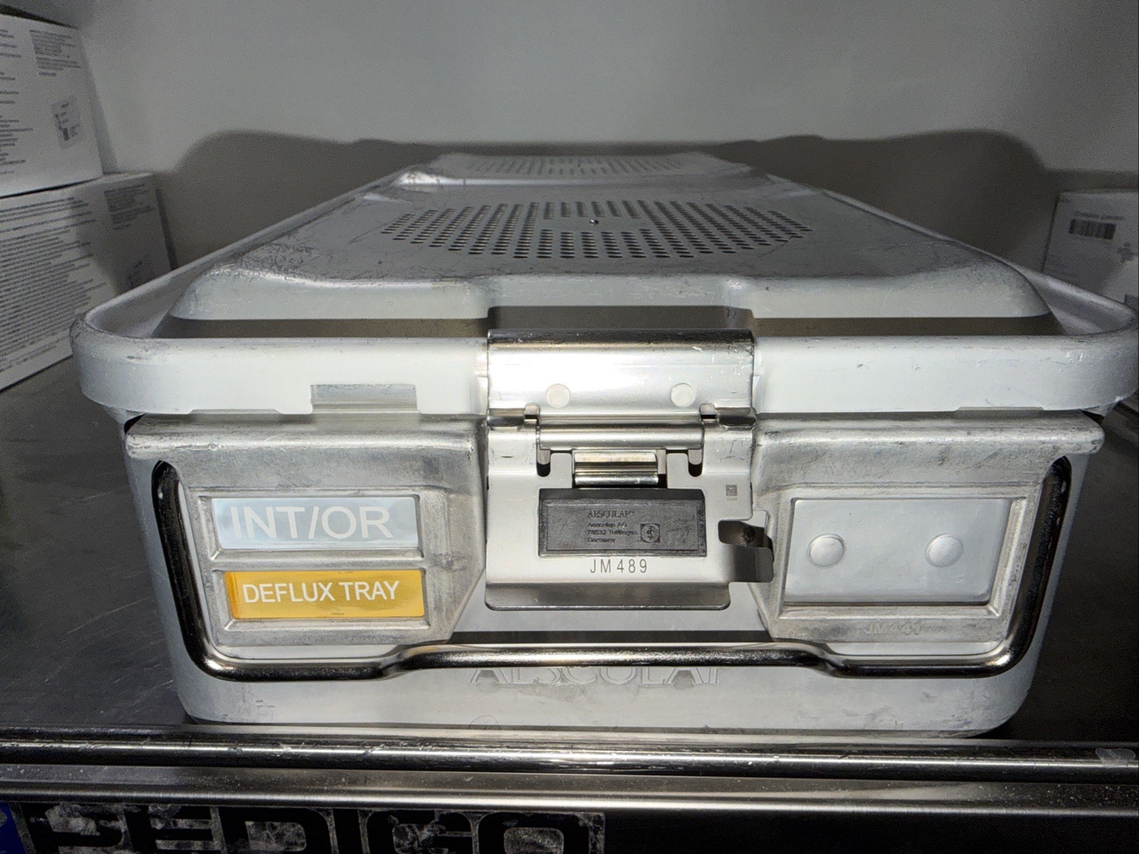 AESCULAP STERILIZATION CONTAINER JM 441 Bottom JM489 Lid