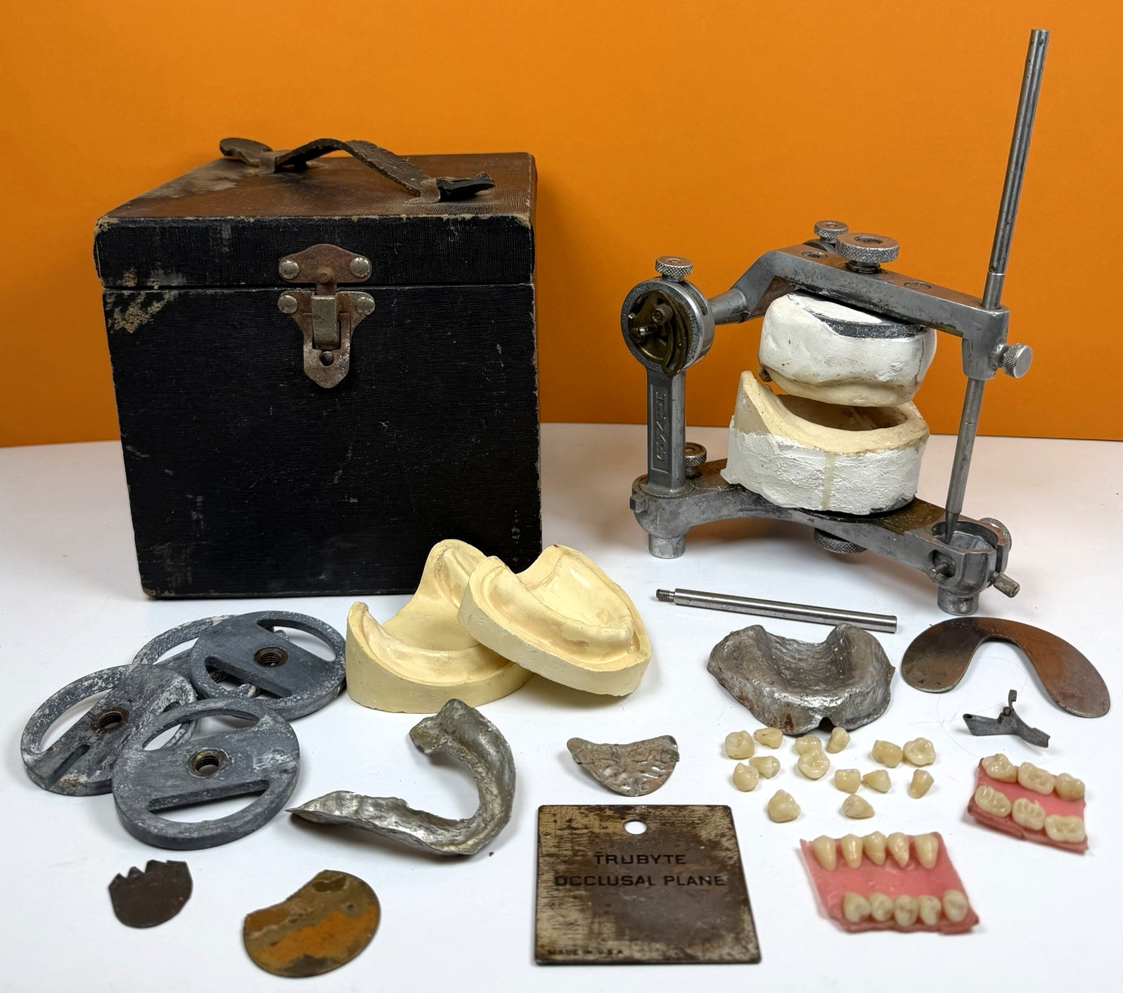 Vintage Hanau Semi-Adjustable Model H Dental Articulator +Case & Extras -Oddity