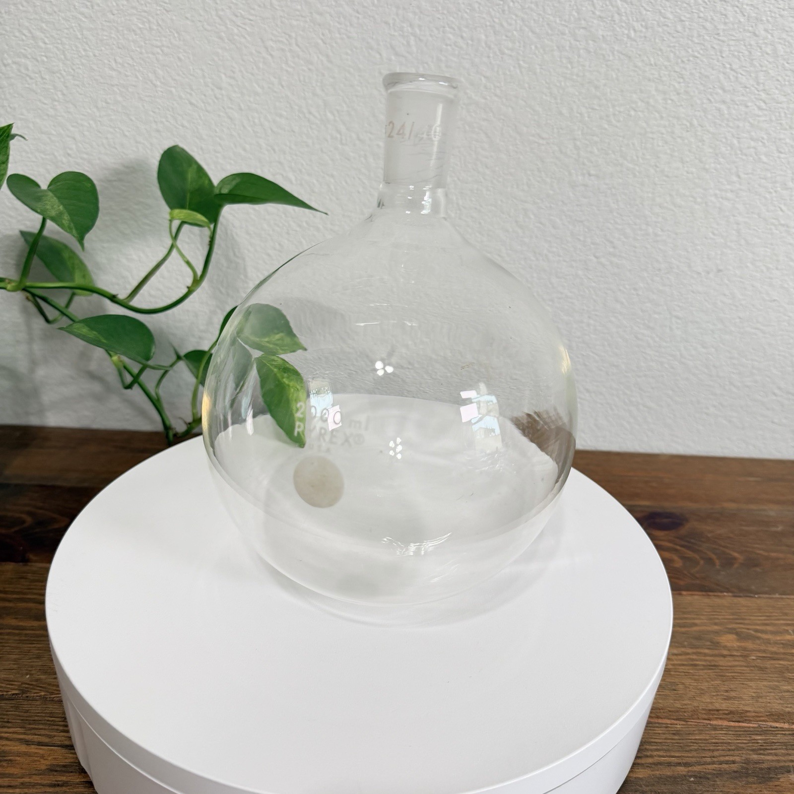 Pyrex 200ml 24/40 Round Bottom Boiling Flask