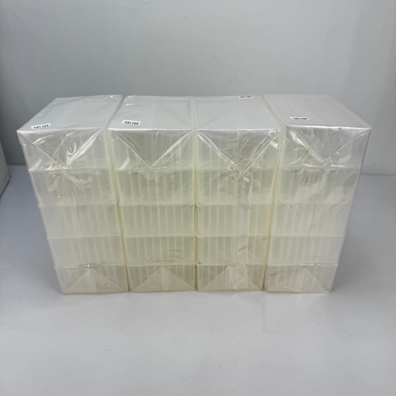 20 Count Phenix RRI-3020 Partitioned PP Reservoir 8 Column 32ml Pyramidal Bottom