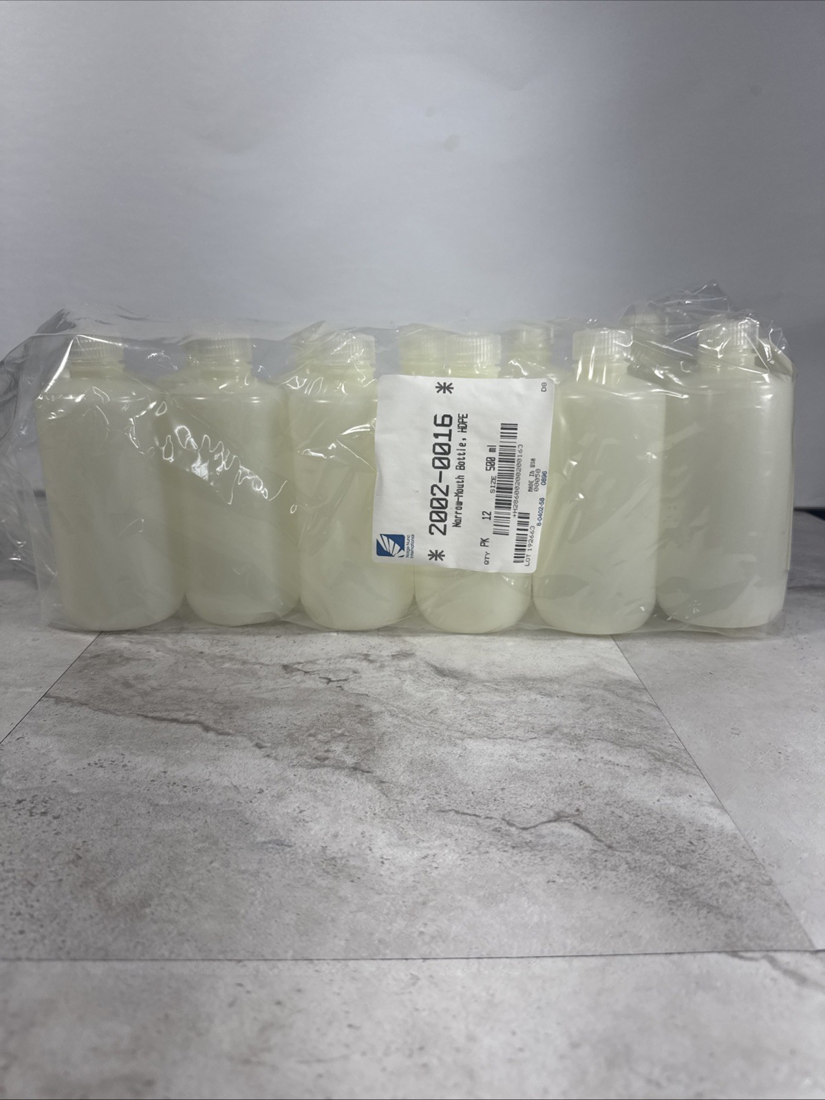 12 – NALGENE Plastic 500mL Lab Bottle Screw Cap Narrow Mouth 2002-0016 A44