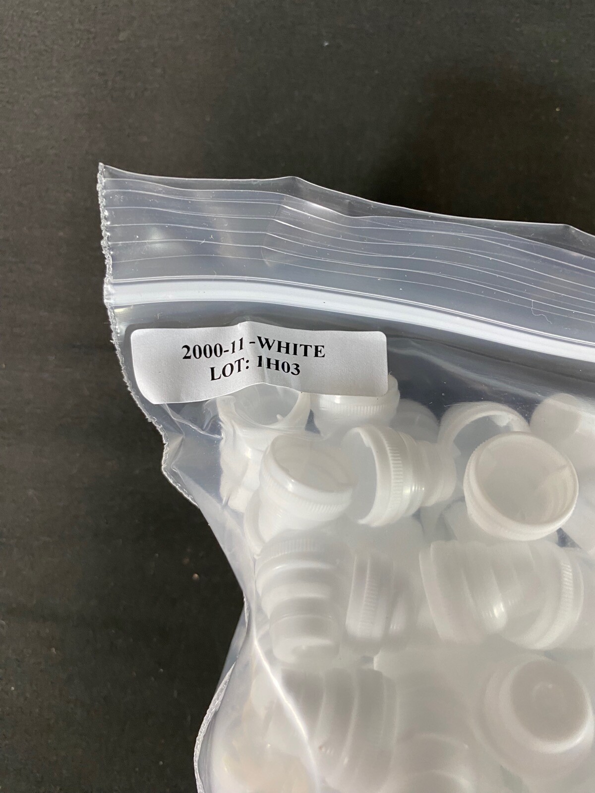 DYNAMIC DIAGNOSTICS 10-16mm Universal Plug Caps White 22-899-005 (1000/cs)