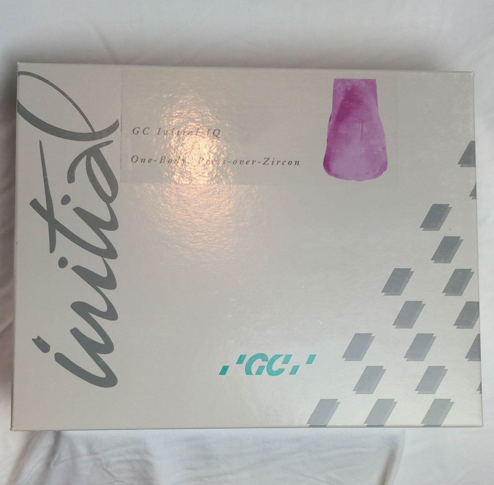 GC Initial IQ POZR One-Body Press-over-Zircon Dental Lab Ceramic Kit