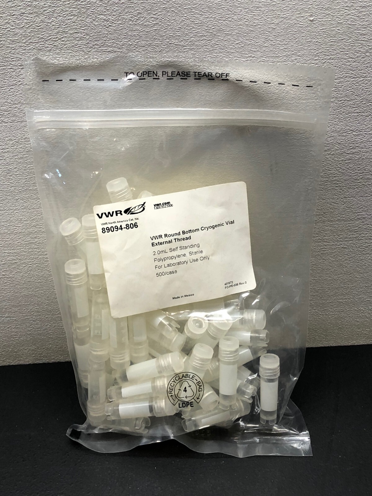 VWR 2.0mL Round Bottom Cryogenic Vials External thread 89094-806