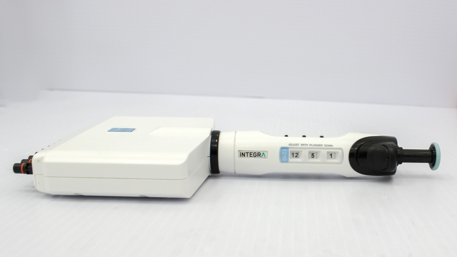 Integra 100-1250ul 12-Channel Electronic Pipette Precision 1250ul R (3376772)