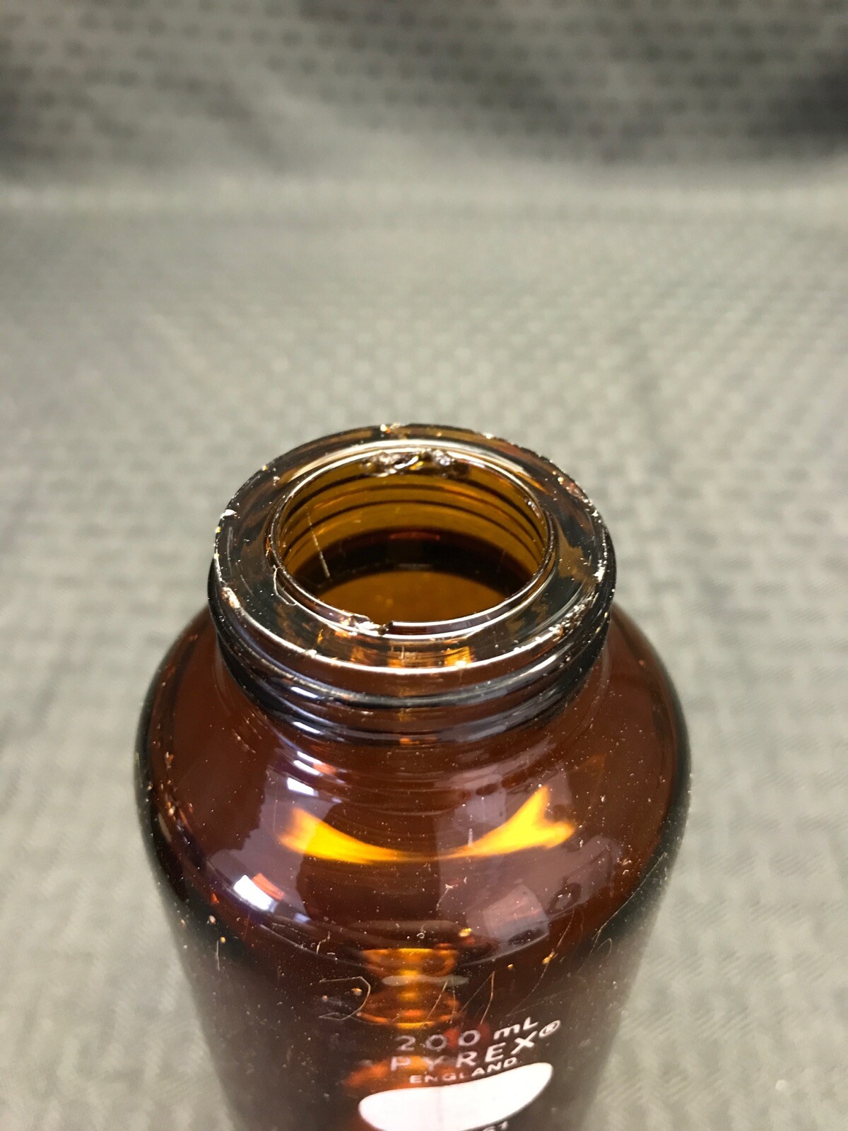 (6) PYREX 200mL Amber Glass Heavy Wall Centrifuge Bottle 38-400 Cap 1261-200