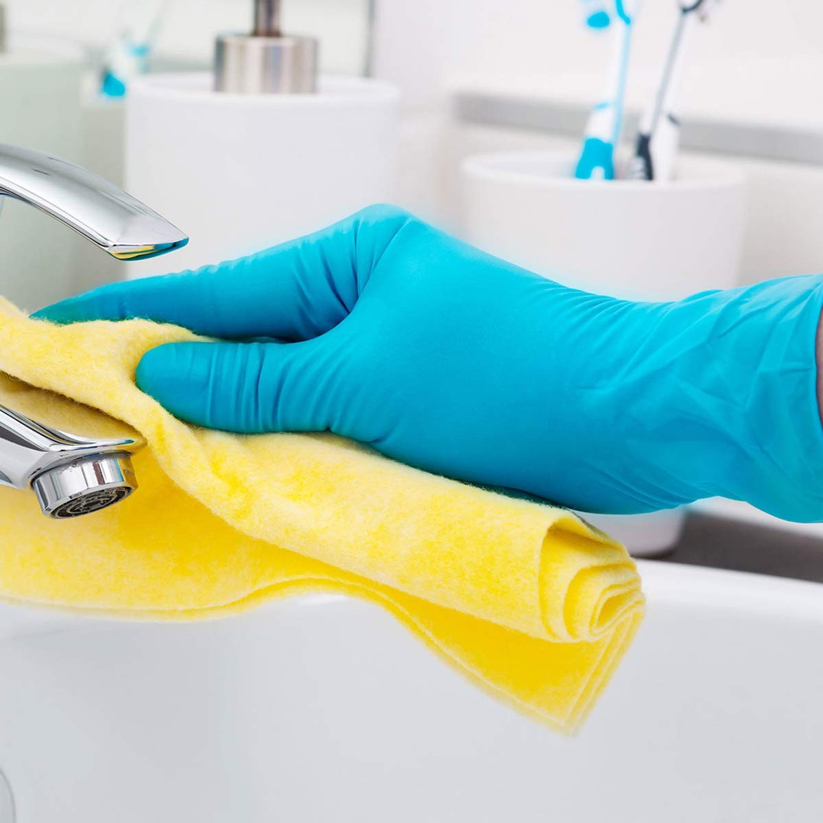 Basic Medical Blue Nitrile Exam Gloves – Latex-Free & Powder-Free – NGPF 7004…