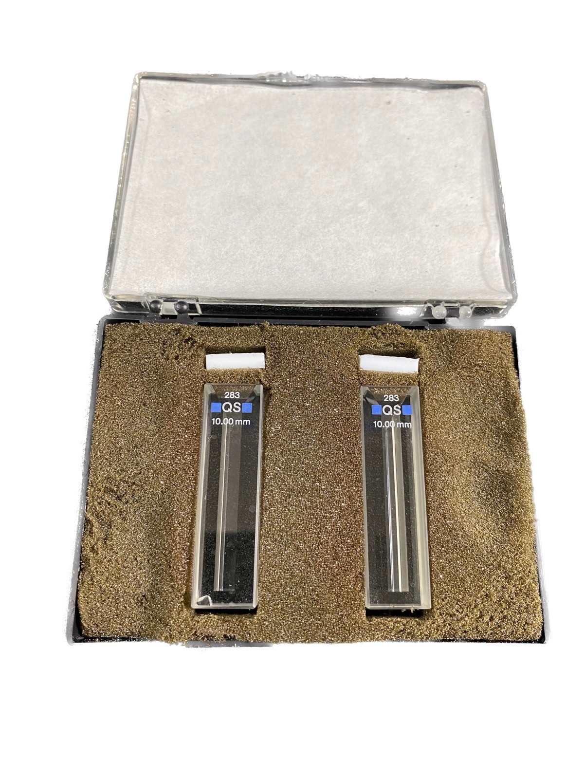 HELLMA Quartz Absorption Cuvettes Standard QS Cells Macro 10.00mm Lid 283(2/cs)