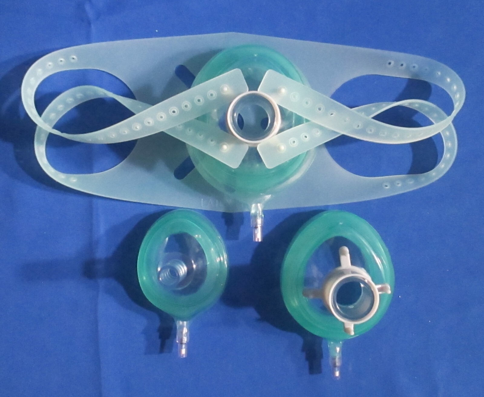 Medline Pediatric Anesthesia Face Mask (Infant-2, Child-3 & Small-4) & Harness