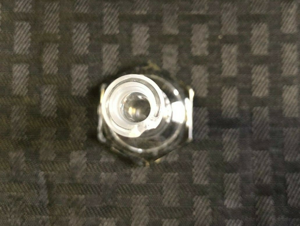Pyrex Class A Glass TC Vol. Serial Micro Flask 5mL Hexagonal Base w/ #8 Chipped