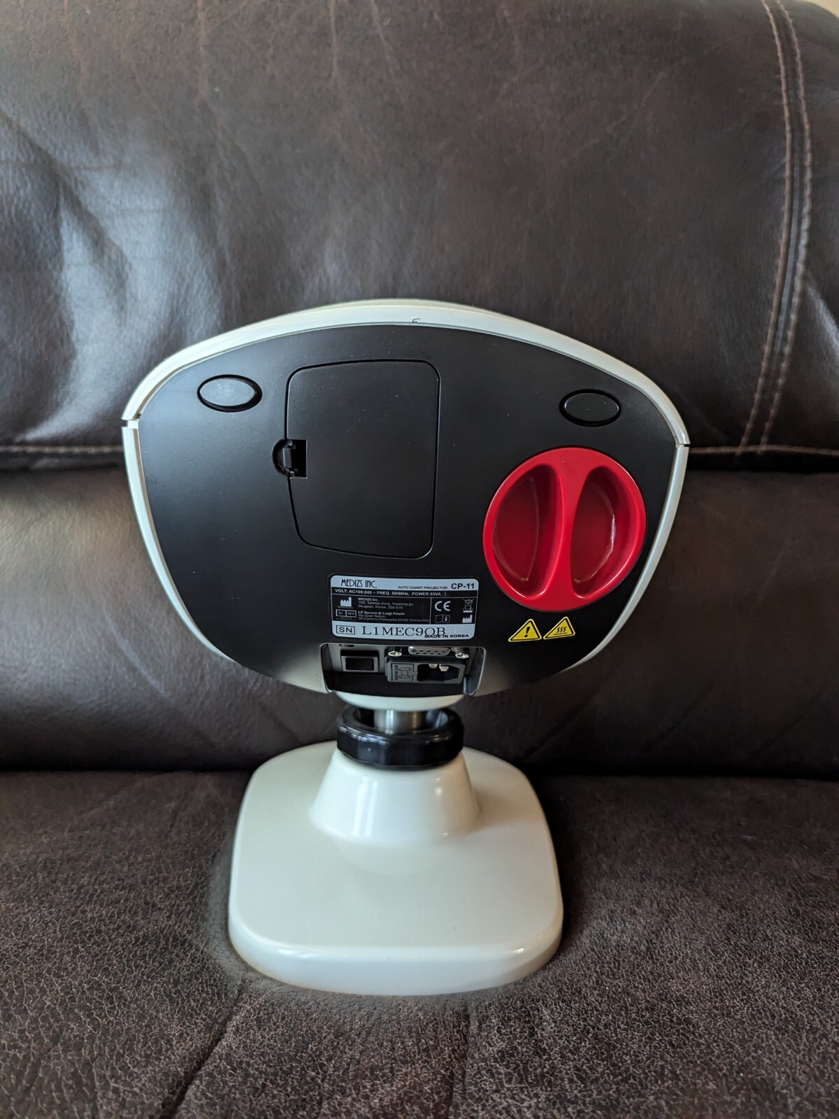 Medizs SMART CP 11 – Auto Chart Projector W Remote & Manual