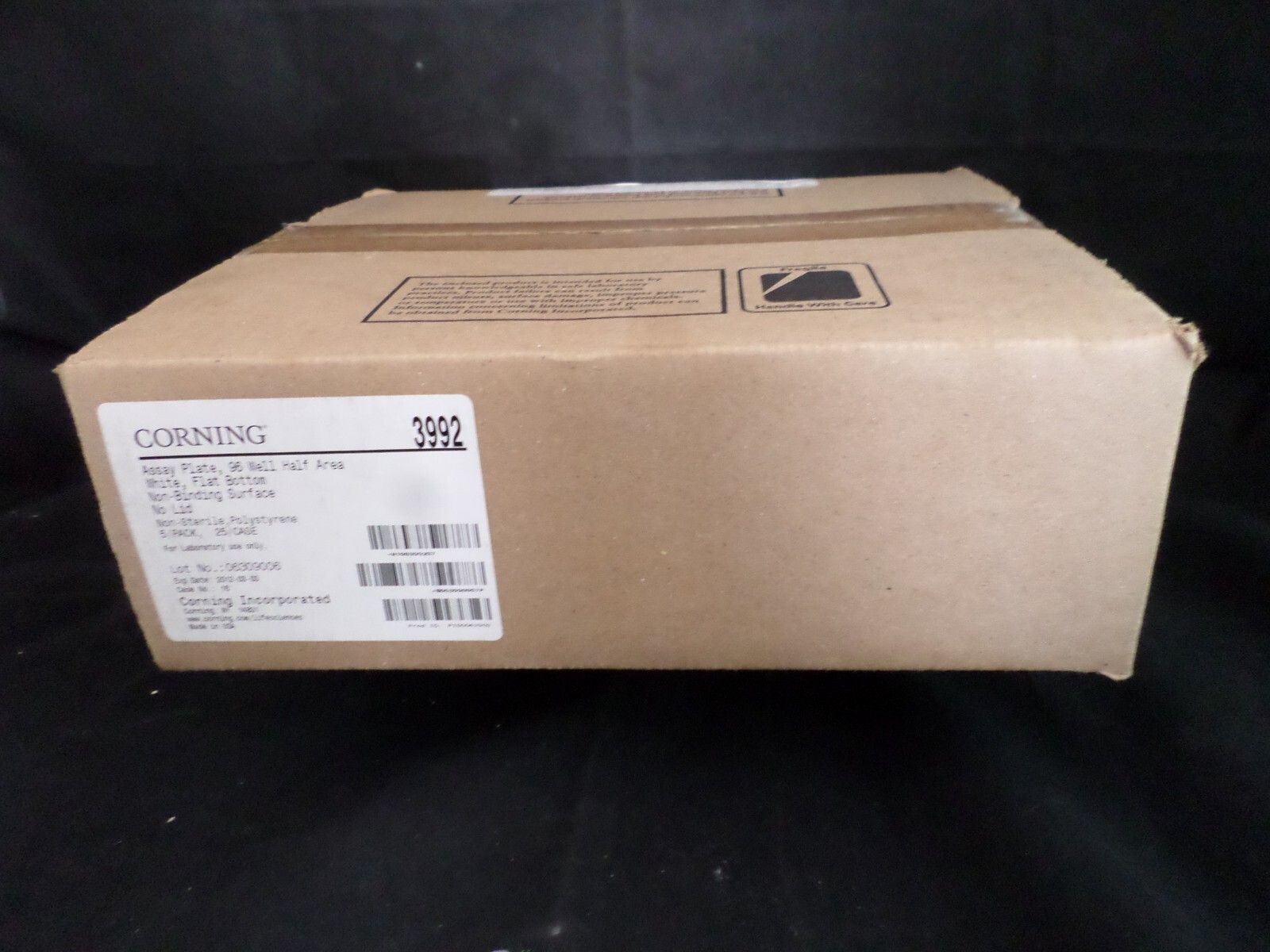 CORNING 96 Well Assay Plate White Polystyrene Flat Bottom No Lid 3992 (25/Case)