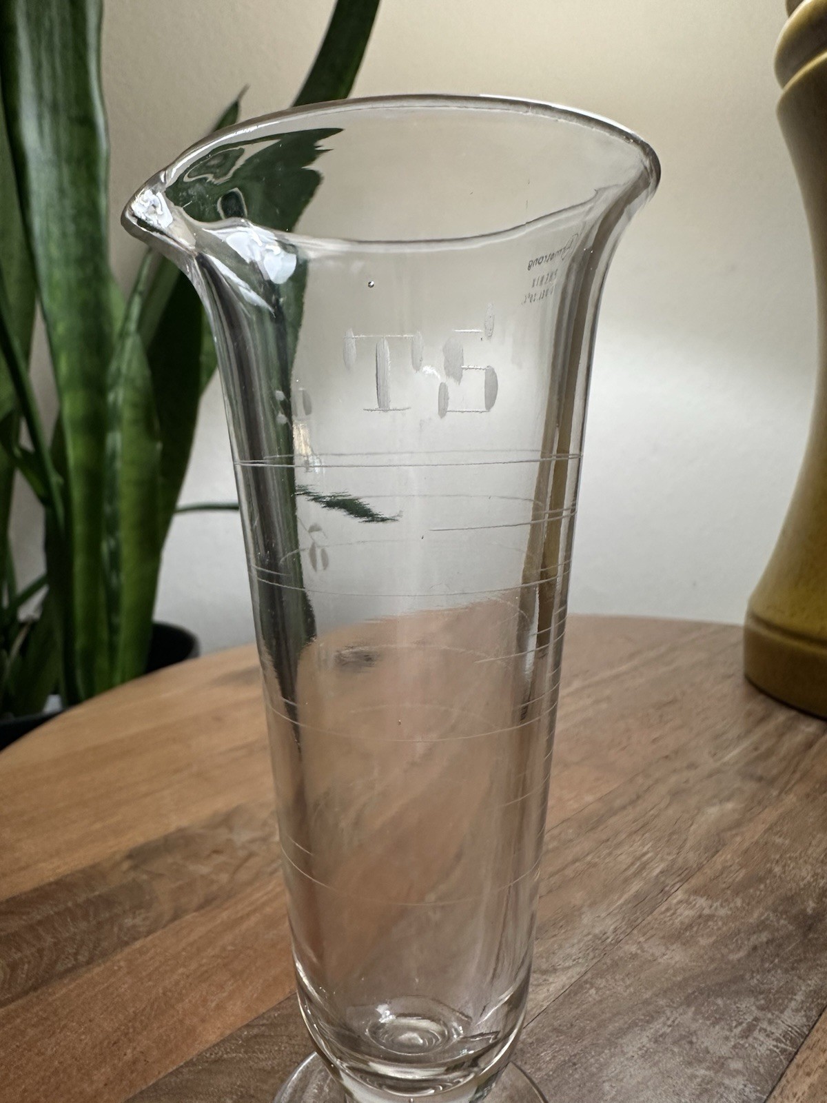 Armstrong Phoenix 4oz Laboratory Beaker To Deliver 20°C Vintage Glass