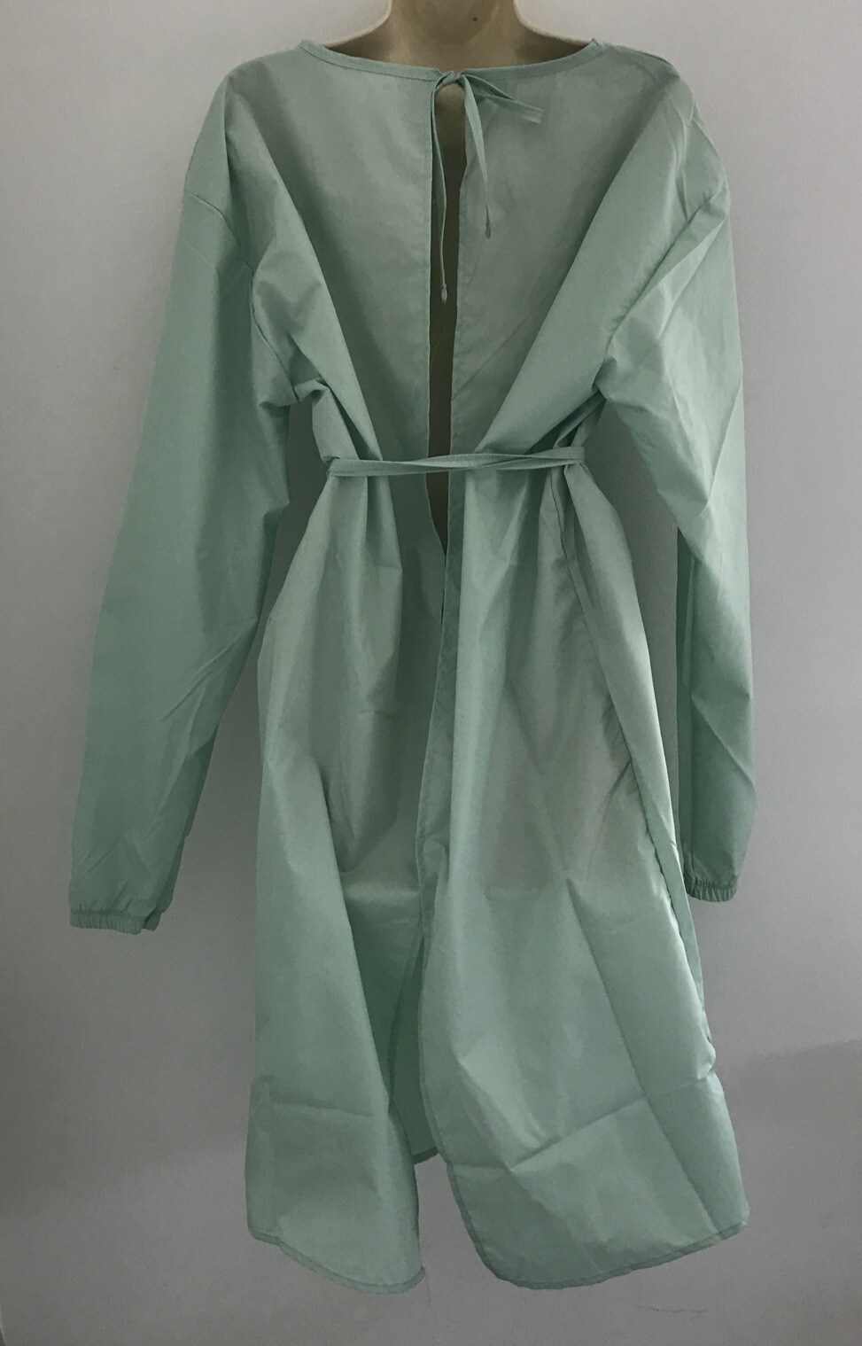 NEW Surgical Hospital Gown washable/reusable RN15763 New ONE SIZE