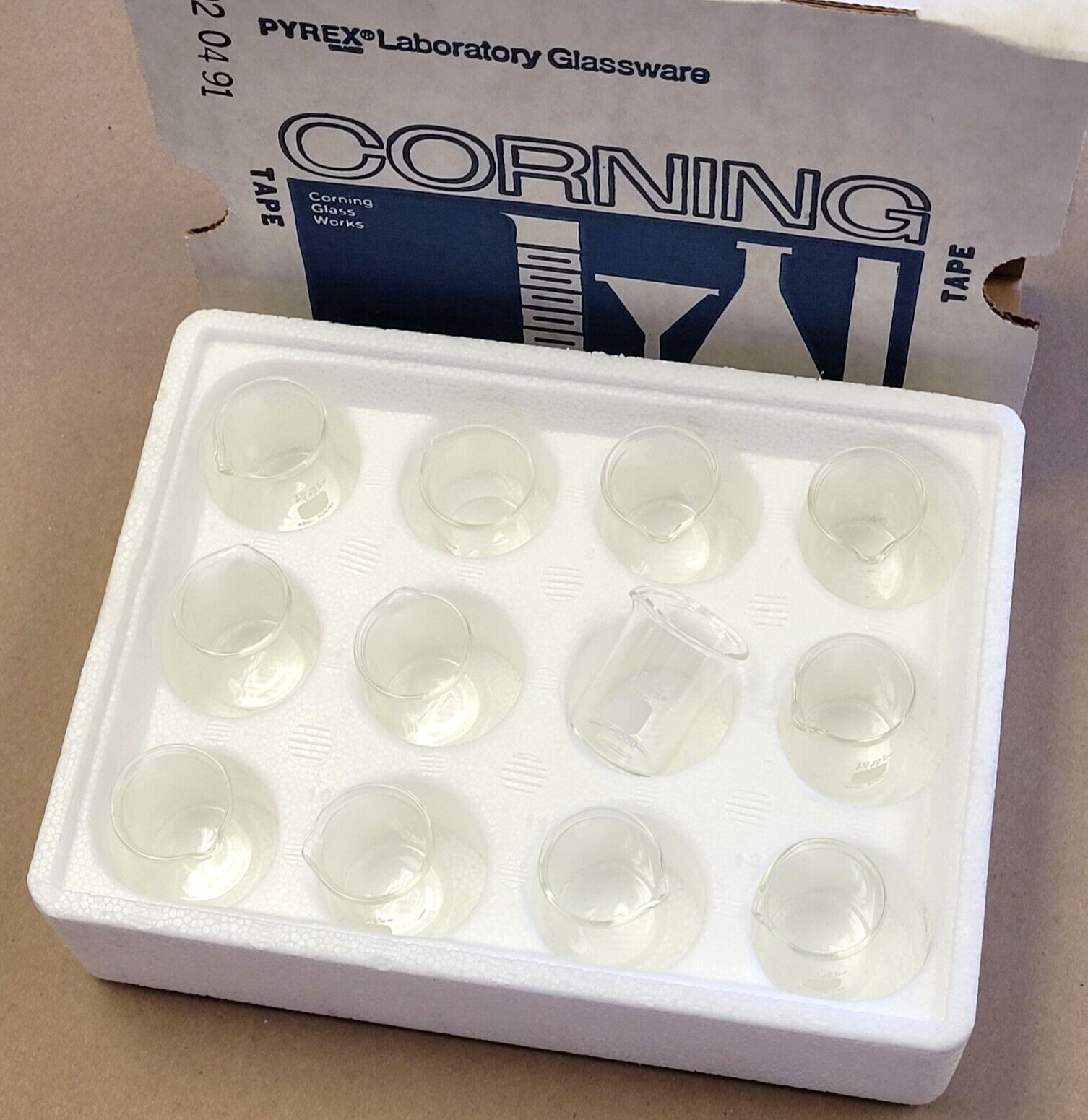CORNING PYREX NO. 1000 10ML GRIFFIN BEAKER WITH SPOUT 1000-10 | PACK OF 12