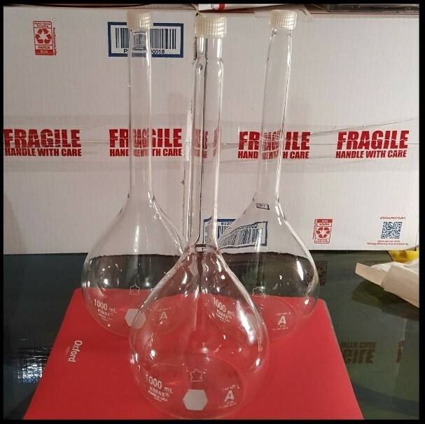 3/PK Kimble Kimax 28008 Class A 1000 ml Glass Lab 0.30 TC (IN) 20°C R/CZ19
