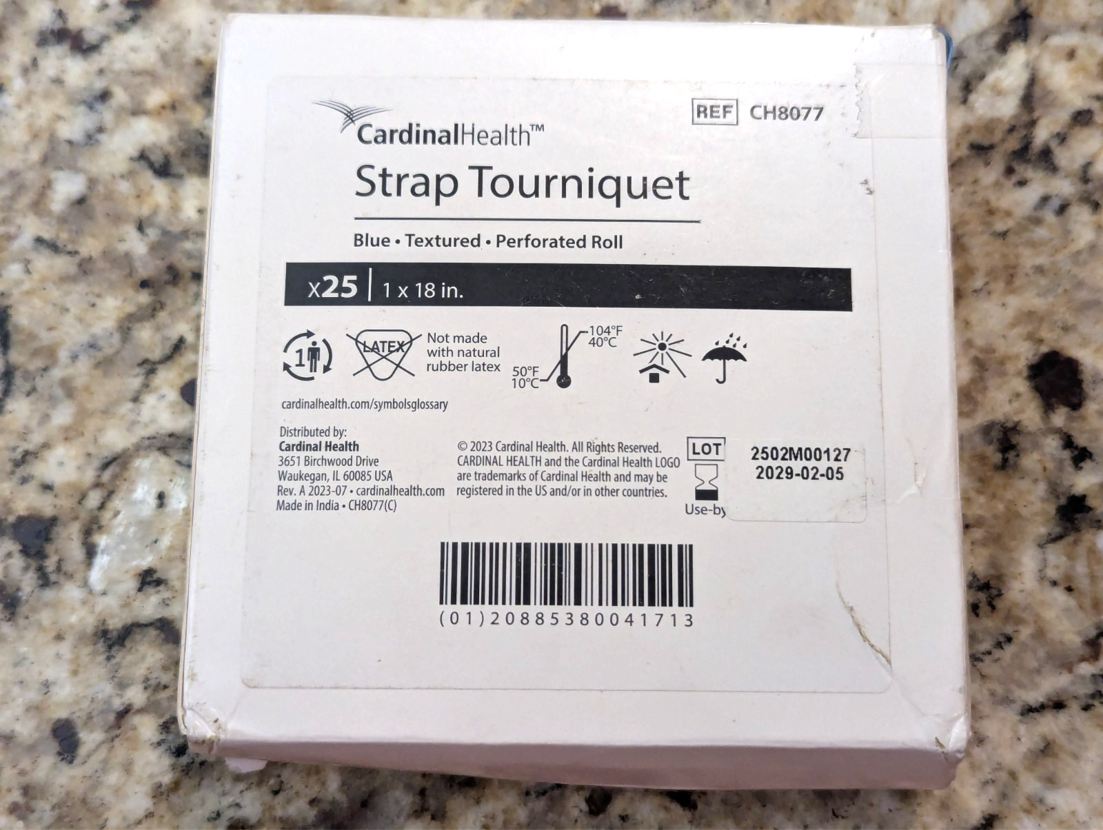 Cardinal Health Strap Tourniquet Perforated Roll Disposable Blue 1″ x 28″ 25 ct