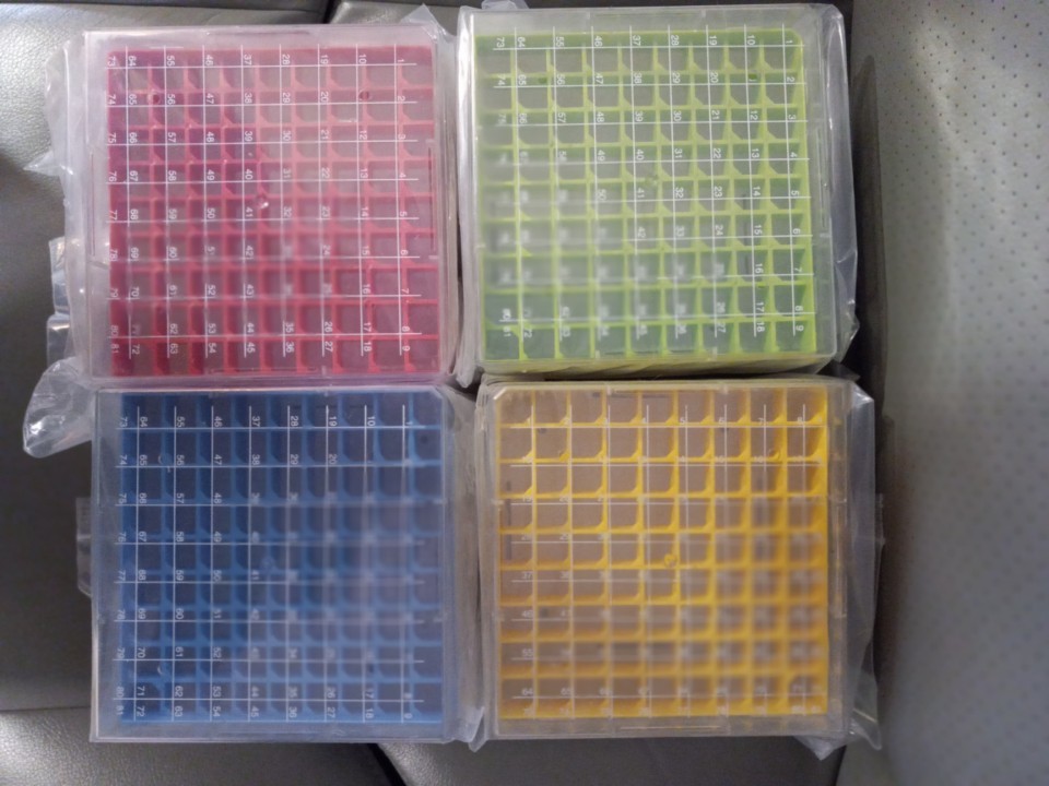 MUHWA 2in 81 Well PP Cryogenic Boxes, Microtube Storage Box, Tube Laboratory